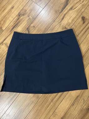 NWT IZOD womens size 16 navy blue golf skort
